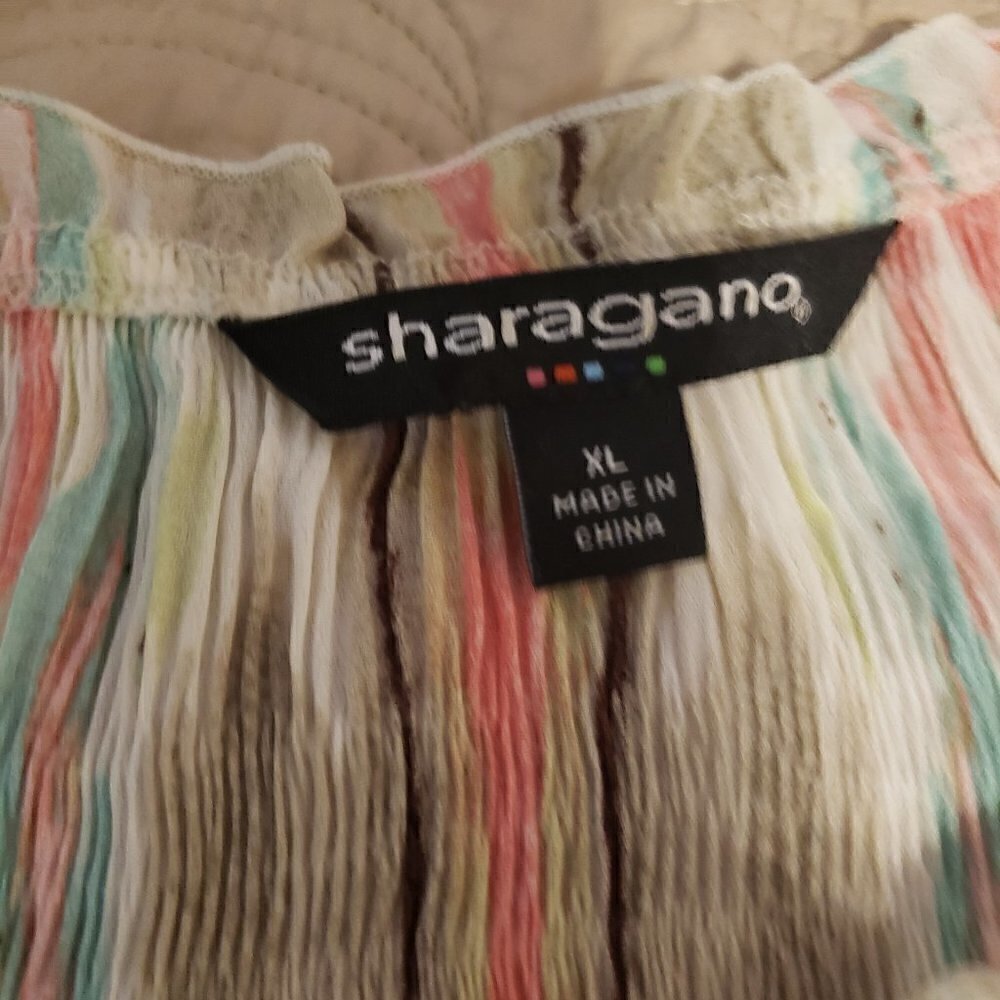 SHARAGANO Smocked & Flowy Top - Picture 5 of 9